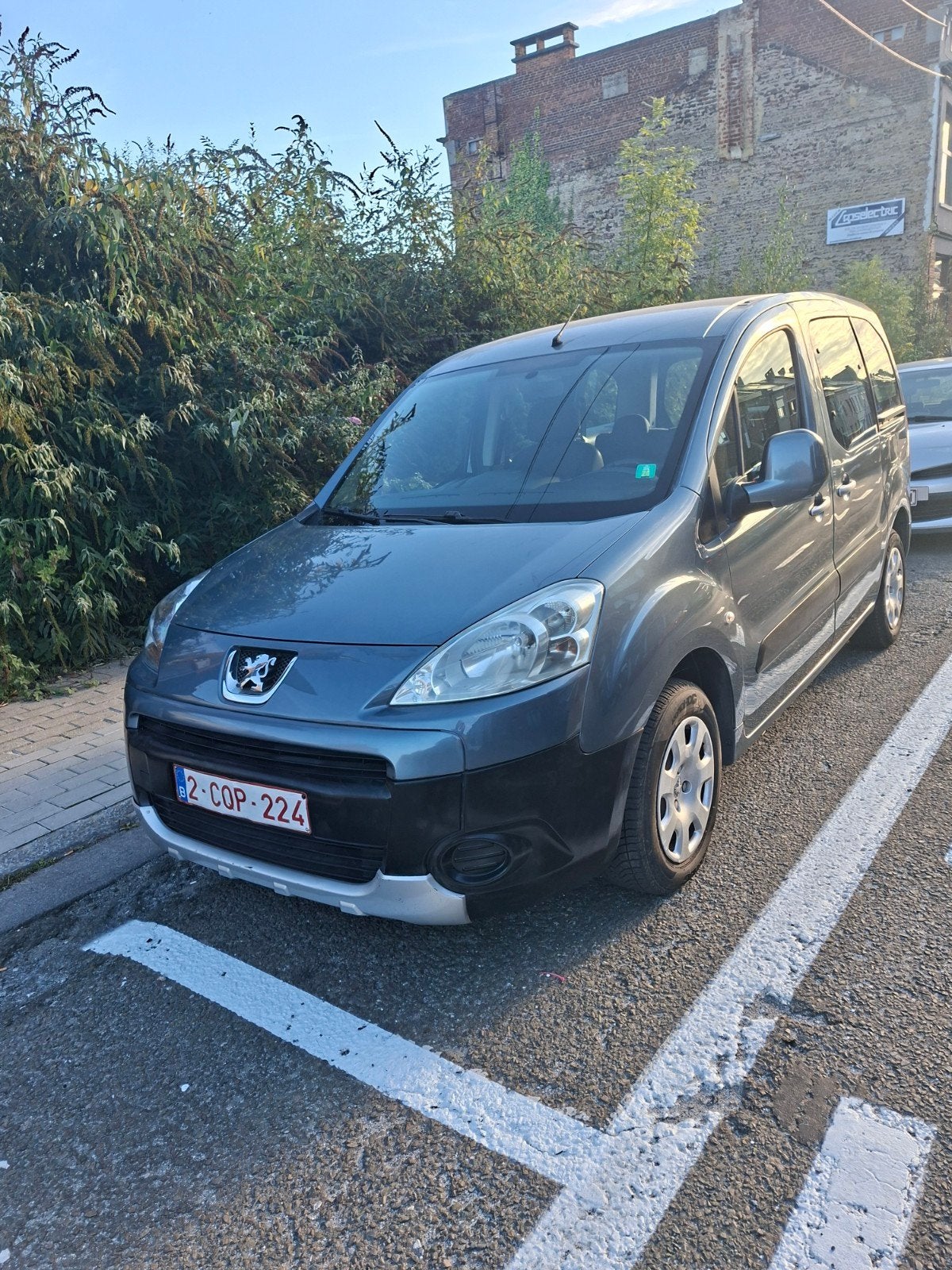Peugeot partner 1.6hdi klaar voor registratie, Auto's, Euro 5, Diesel, Particulier, Te koop