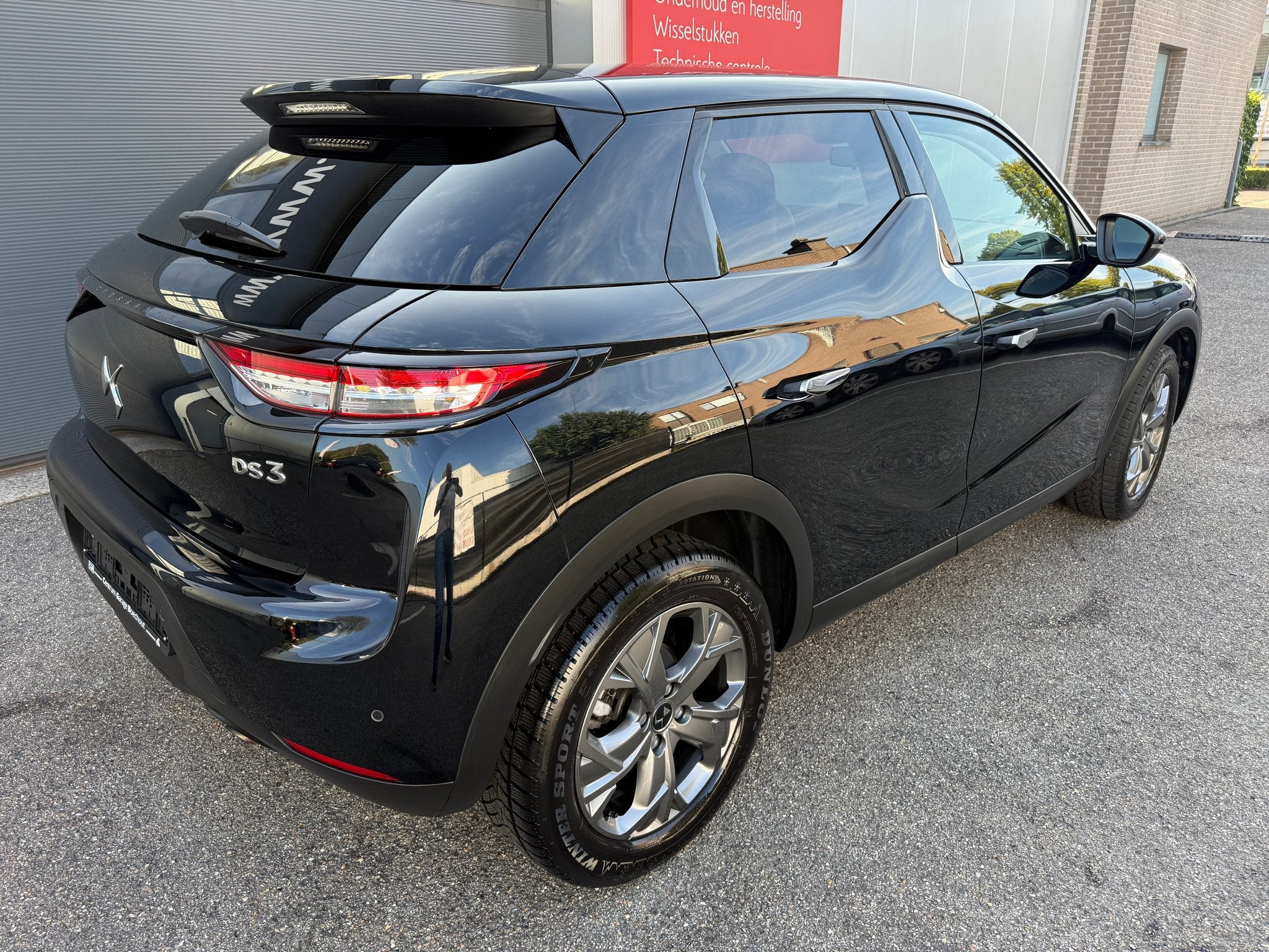 DS Automobiles DS 3 Crossback BASTILLE 12PureTech 100pk FULL, Auto's, Voorwielaandrijving, 1199 cc, Zwart, Leder
