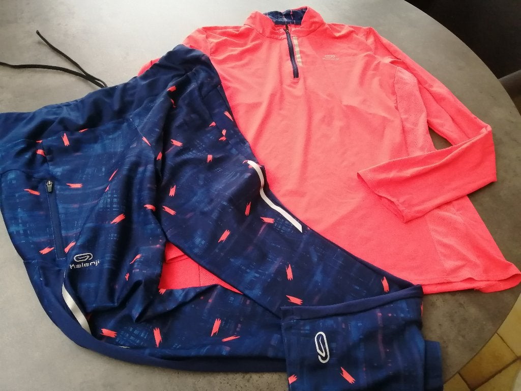verschillende sport sets, truien en vesten DECATHLON maat 46, Kleding | Dames, Sportkleding, Overige kleuren, Maat 46/48 (XL) of groter