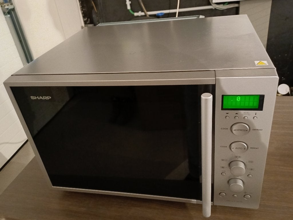 Sharp microgolf en oven, Elektronische apparatuur, Ophalen, Gebruikt, Draaiplateau, Combi-microgolfoven