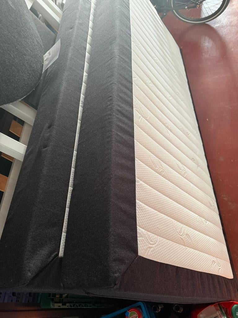 Matras 2 maal 90x200, Huis en Inrichting, Slaapkamer | Boxsprings, Ophalen