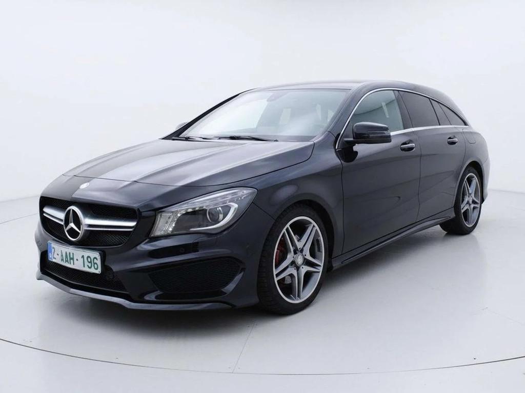 Mercedes-Benz CLA-Klasse 180 AMG Line / Sportuitlaat / Xenon, CLA, 122 pk, Gebruikt, 4 cilinders