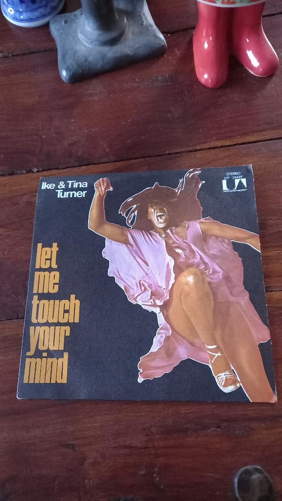 vinyl (45T) ike & tina turner "let me touch your mind", Ophalen, Gebruikt