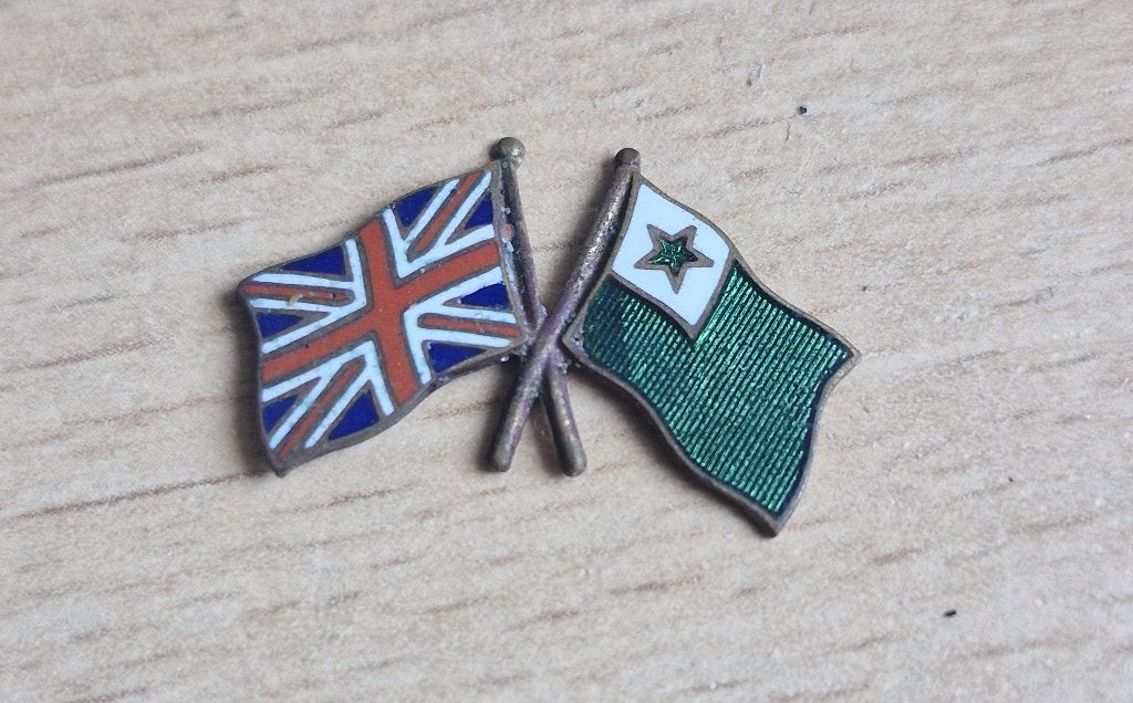 Speld Esperanto vlag & Union Jack - Instituto Esperanto, Ophalen, Gebruikt, Stad of Land, Speldje of Pin