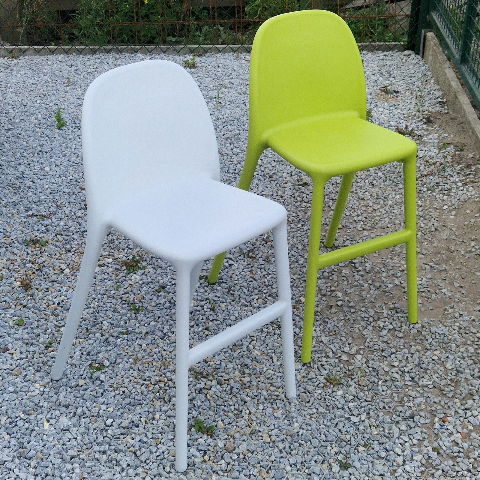 IKEA Urban kinderstoel in wit of groen, Kinderen en Baby's, Kinderstoelen, Ophalen