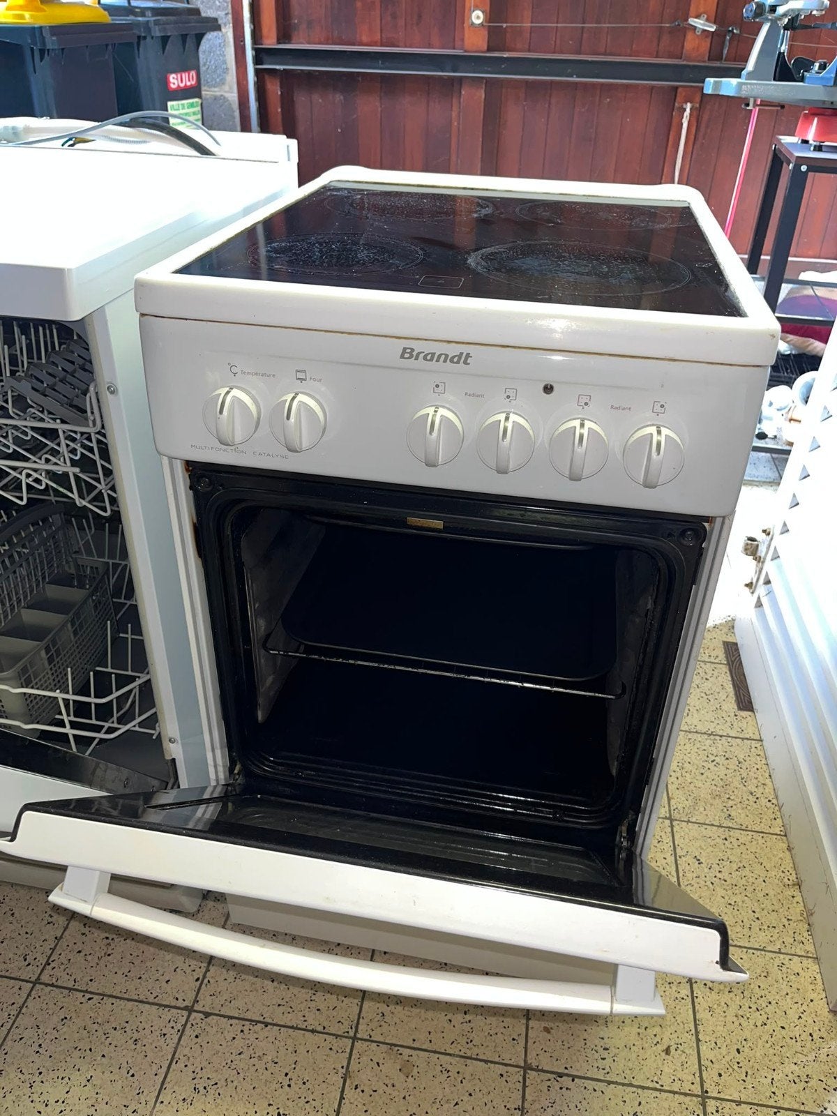 Cuisinière, Electroménager, 4 zones de cuisson, Enlèvement, Utilisé, À Poser