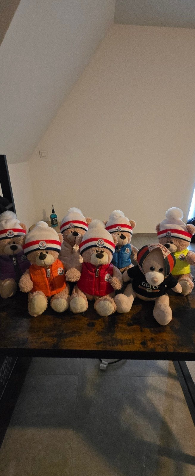 moncler beetjes en 1tje Gucci, Ophalen