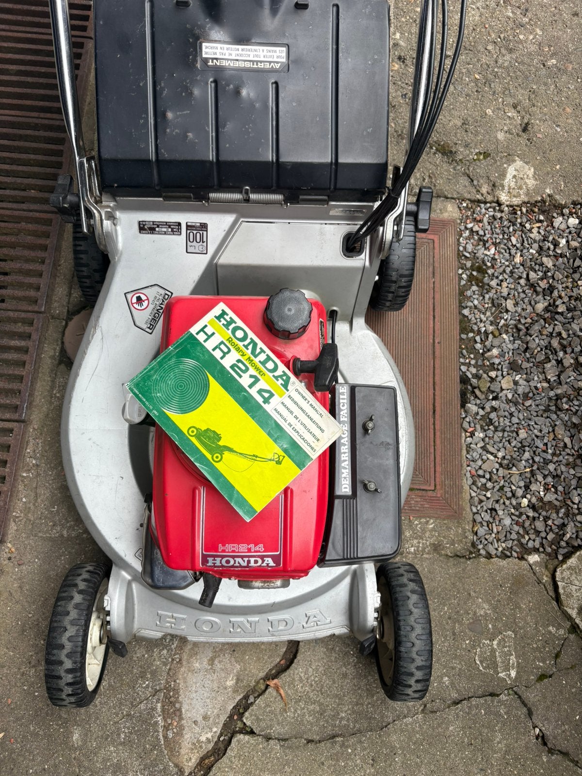 Tondeuse Honda  HR 214 professionnel, Utilisé, Tondeuses à gazon à essence, Fonction de mulching, Enlèvement