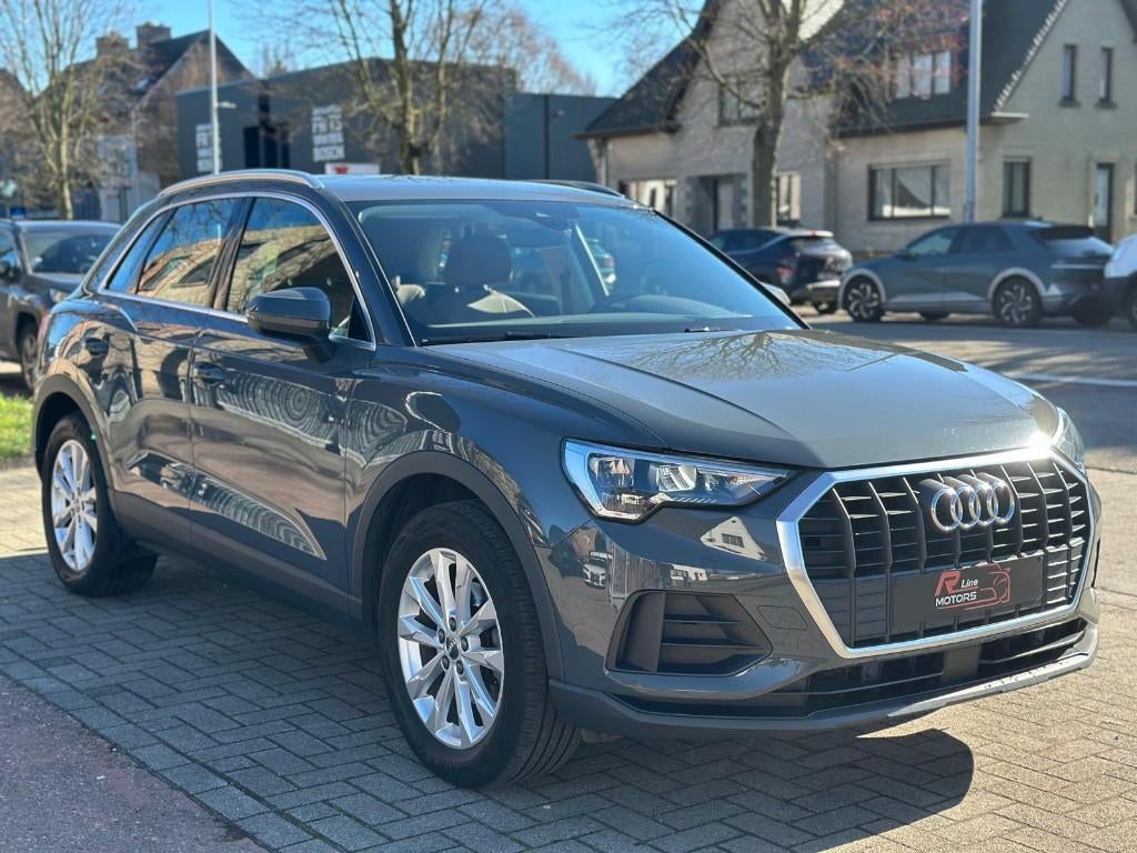 Audi Q3 35 TFSI S Tronic - Virtual - Eerste Eigenaar -, Auto's, 4 deurs, 4 cilinders, https://public.car-pass.be/vhr/9b76b238-91db-4939-94f4-065c2e4af4e8