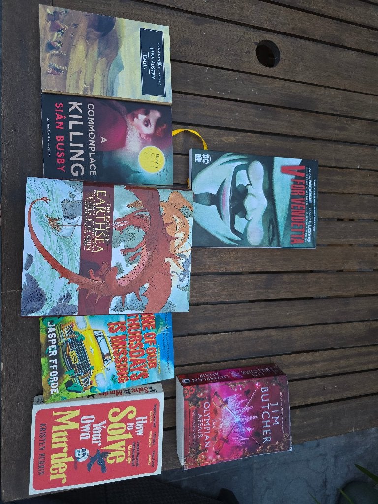 Boekencollectie (Fictie en andere); eerste eigenaar, Ophalen, Zo goed als nieuw
