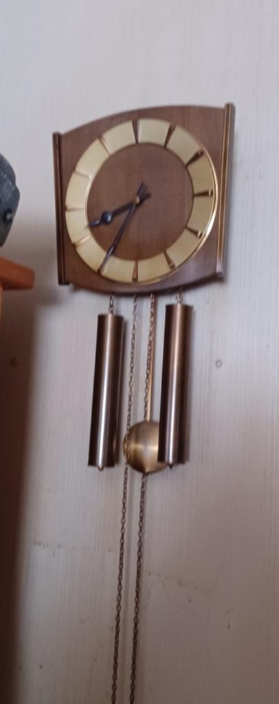 Vintage klok, Ophalen