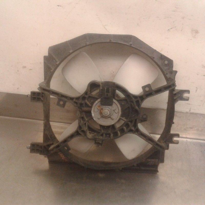 VENTILATEUR C Mazda Premacy (01-1999/03-2005), Dhr. M. Roggen, Mazda, Stadsweg 37 37
9917 PV  WIRDUM GR., NL, Utilisé