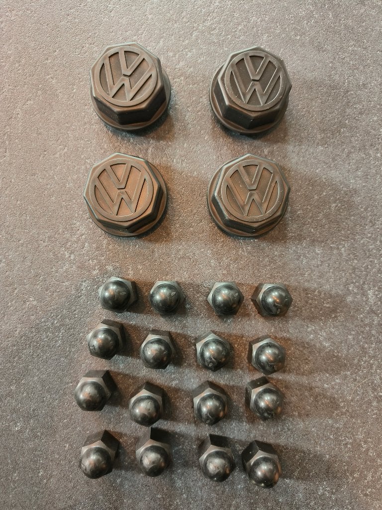 bonnets centraux VW Beetle, jeans et jantes d'anniversaire, Enlèvement