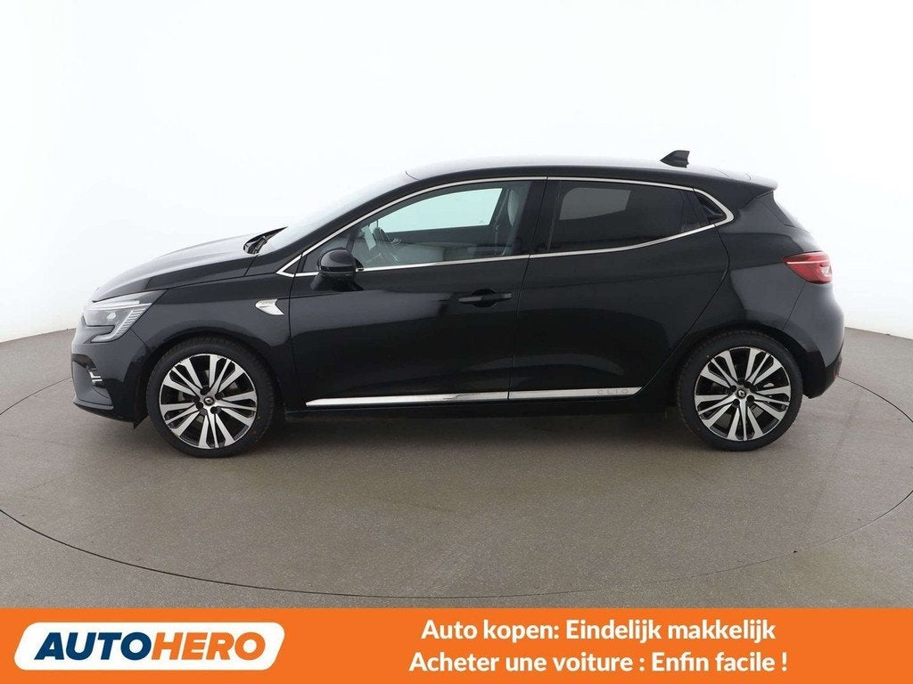 Renault Clio 1.6 Hybrid E-Tech Initiale Paris (bj 2022), Auto's, Gebruikt, Adaptive Cruise Control, Zwart, Leder