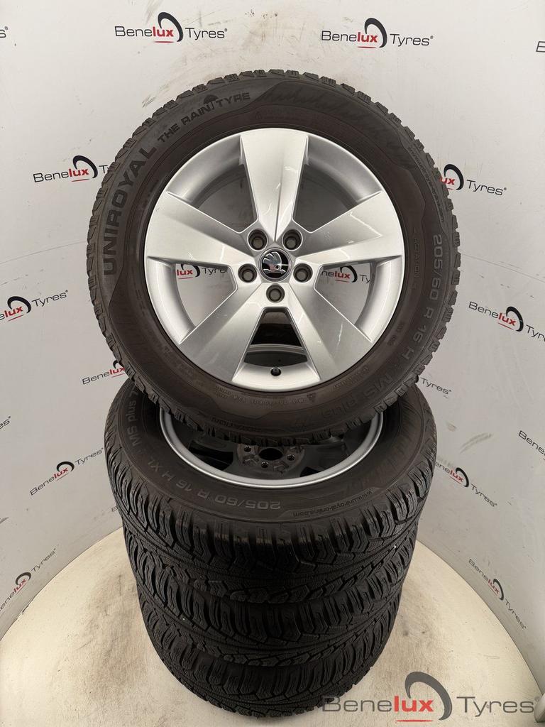 16'' winter snow Skoda Karoq Octavia Superb Yeti VW Golf ms, Auto-onderdelen, Banden en Velgen, Gebruikt, -, Banden en Velgen