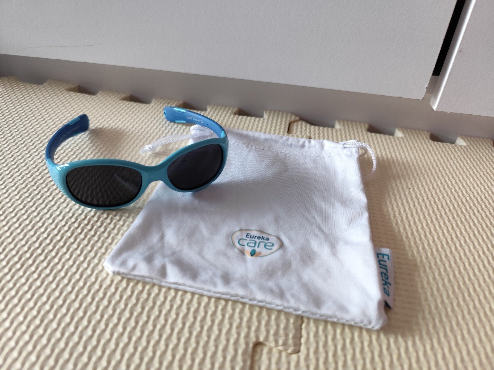 Zonnebril size 2 eureka care, Ophalen, Zo goed als nieuw, Eureka care