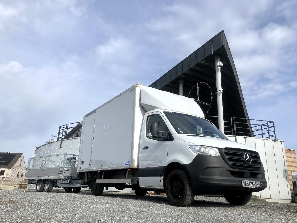 Mercedes-Benz Sprinter 317 47.500€+BTW / Laadklep / Trekhaak, Auto's, Bestelwagens en Lichte vracht, 4 deurs, Achterwielaandrijving
