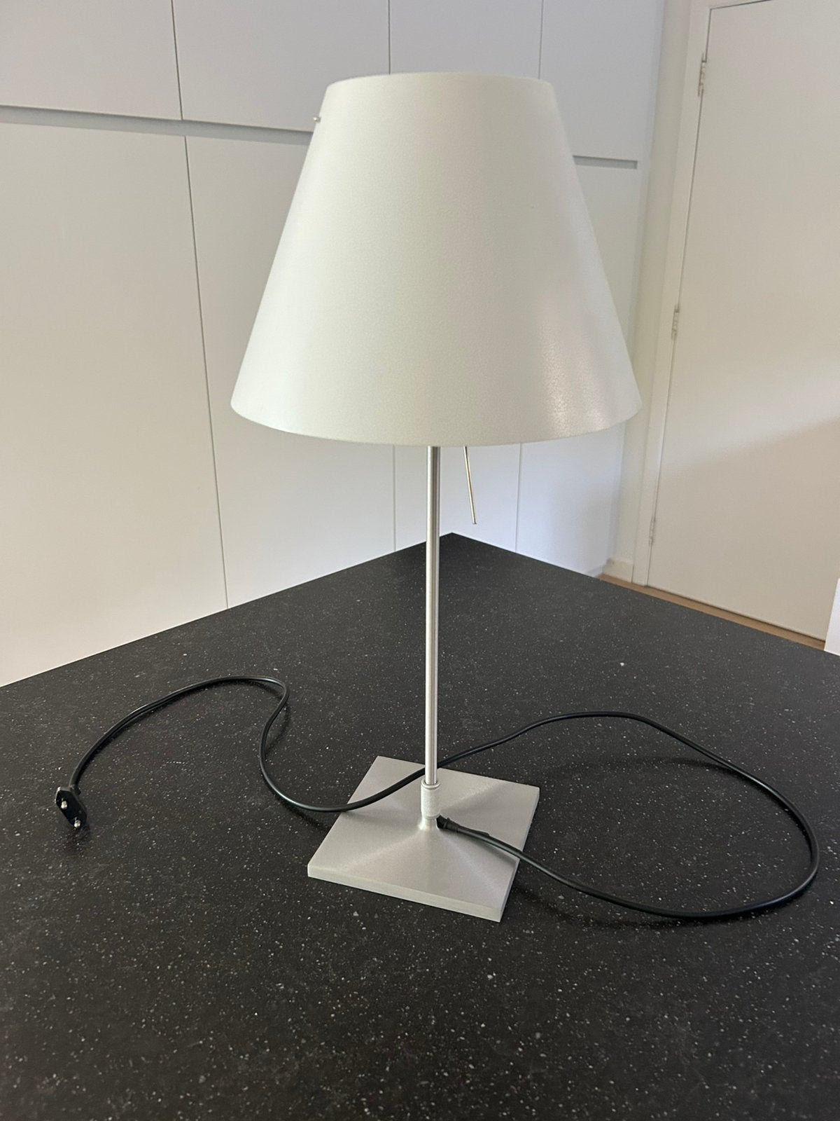 Tafellamp Luceplan Constanza, Huis en Inrichting, Ophalen, Overige materialen, Overige merken, E14 (klein)