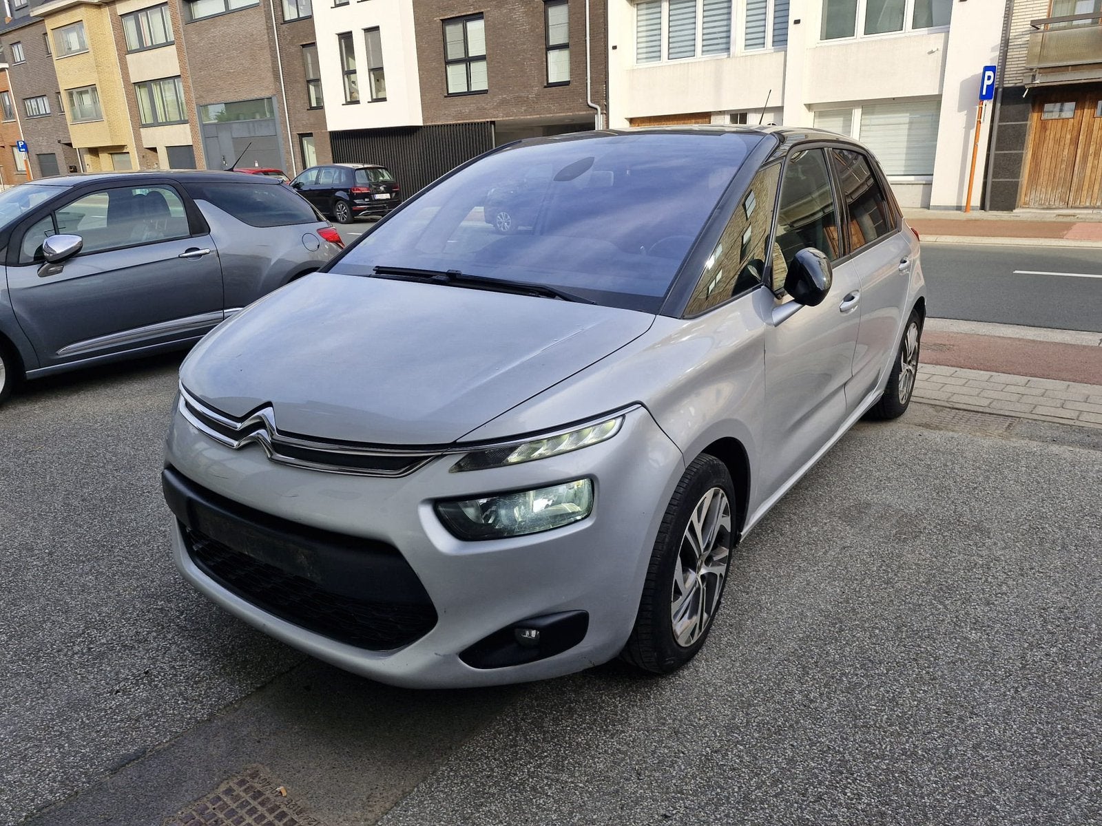 CITROEN C4 SPACETOURER 1.6hdi - BOITE AUTO -, Autos, Argent ou Gris, Achat, Euro 6, Capteur de lumière