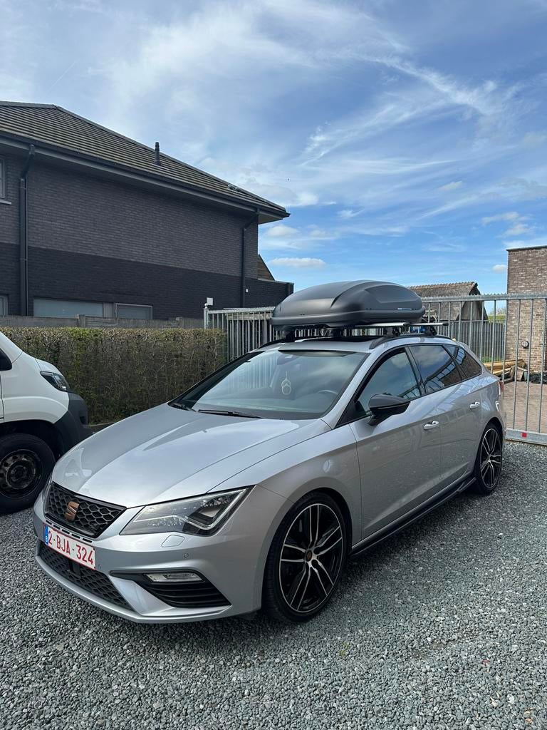 Seat Leon Cupra ST 300, Autos, Seat, Particulier, Leon, Caméra 360°, 4x4, ABS, Caméra de recul, Phares directionnels, Airbags