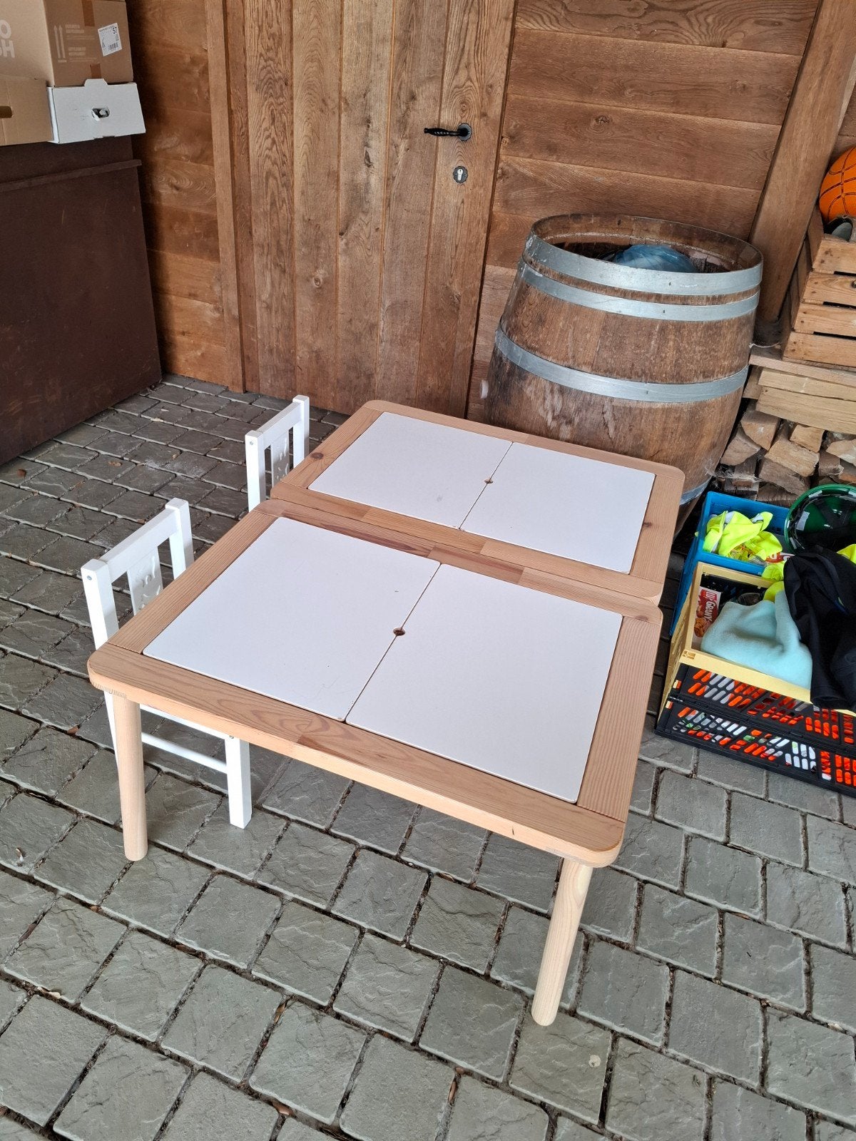 Kindertafel FLISAT, Kinderen en Baby's, Ophalen