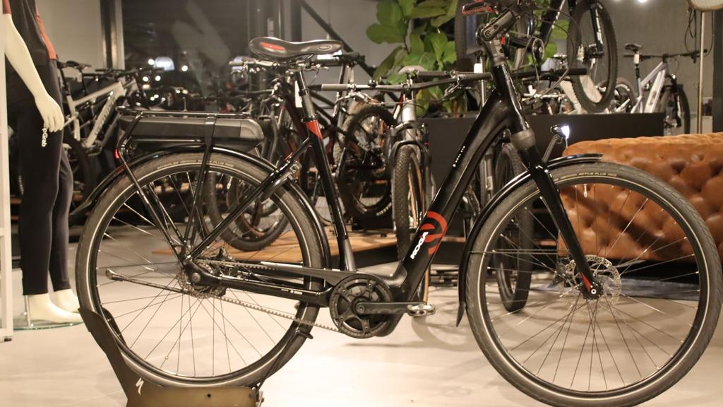 Koga E-Nova Evo maat L, Fietsen en Brommers, Elektrische fietsen, Gebruikt