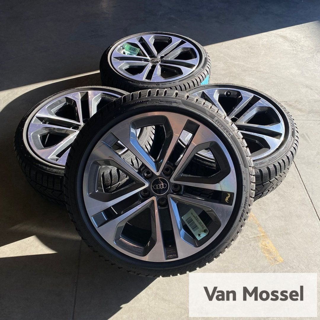 Audi A3 Pirelli Sottozero 3 225/45/R18 92V, 18 inch, Gebruikt, -, -