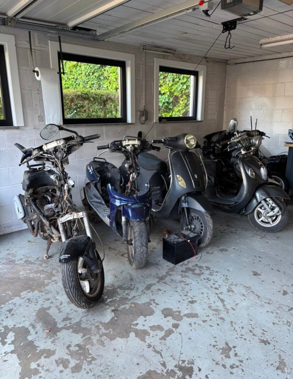 6 scooter MOETEN ZO SNEL MOGELIJK WEG!, Enlèvement, Cadre