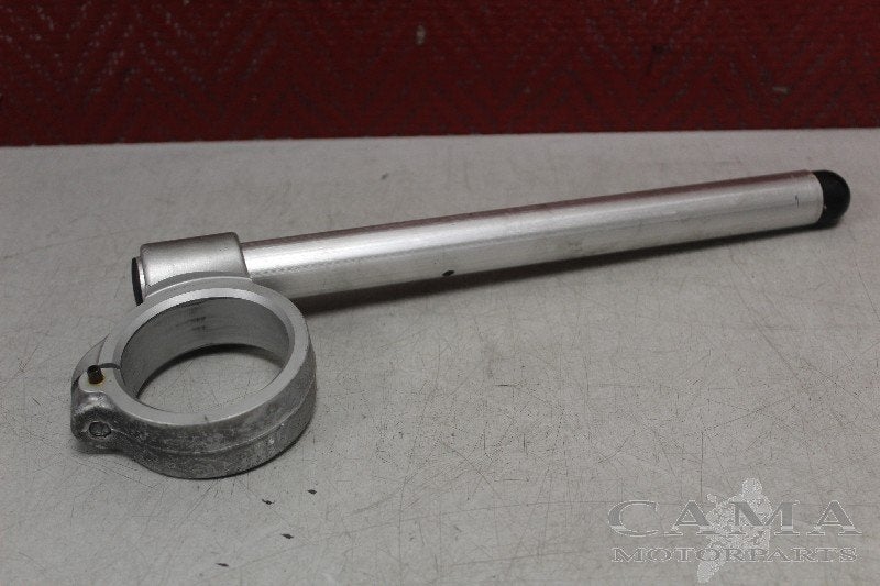 BRAS DE SUSPENSION DROIT Ducati 1098 +S (01-2007/12-2008), Dhr. S. di Majo, Utilisé, Info@cama-motorparts.nl, P.J. Troelstraweg 8 8
3144 CX  MAASSLUIS, NL