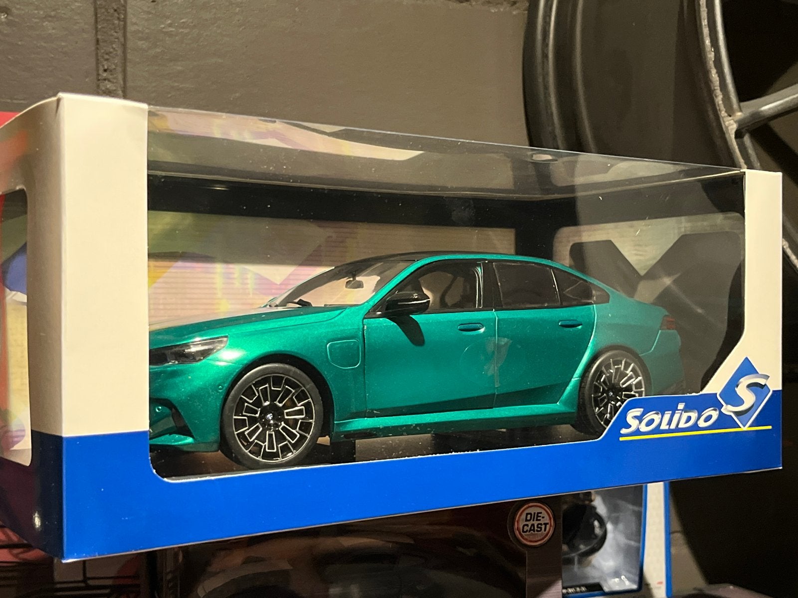 Bmw M5 sedan isle of man green, Hobby en Vrije tijd, Ophalen, Zo goed als nieuw