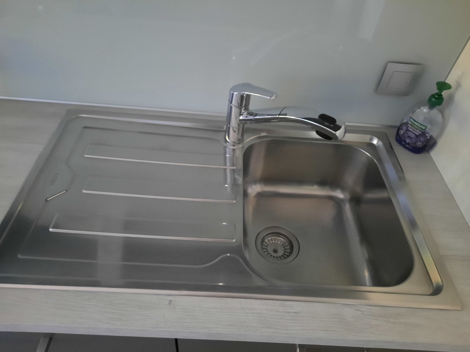 Spoelbak in inox, Ophalen
