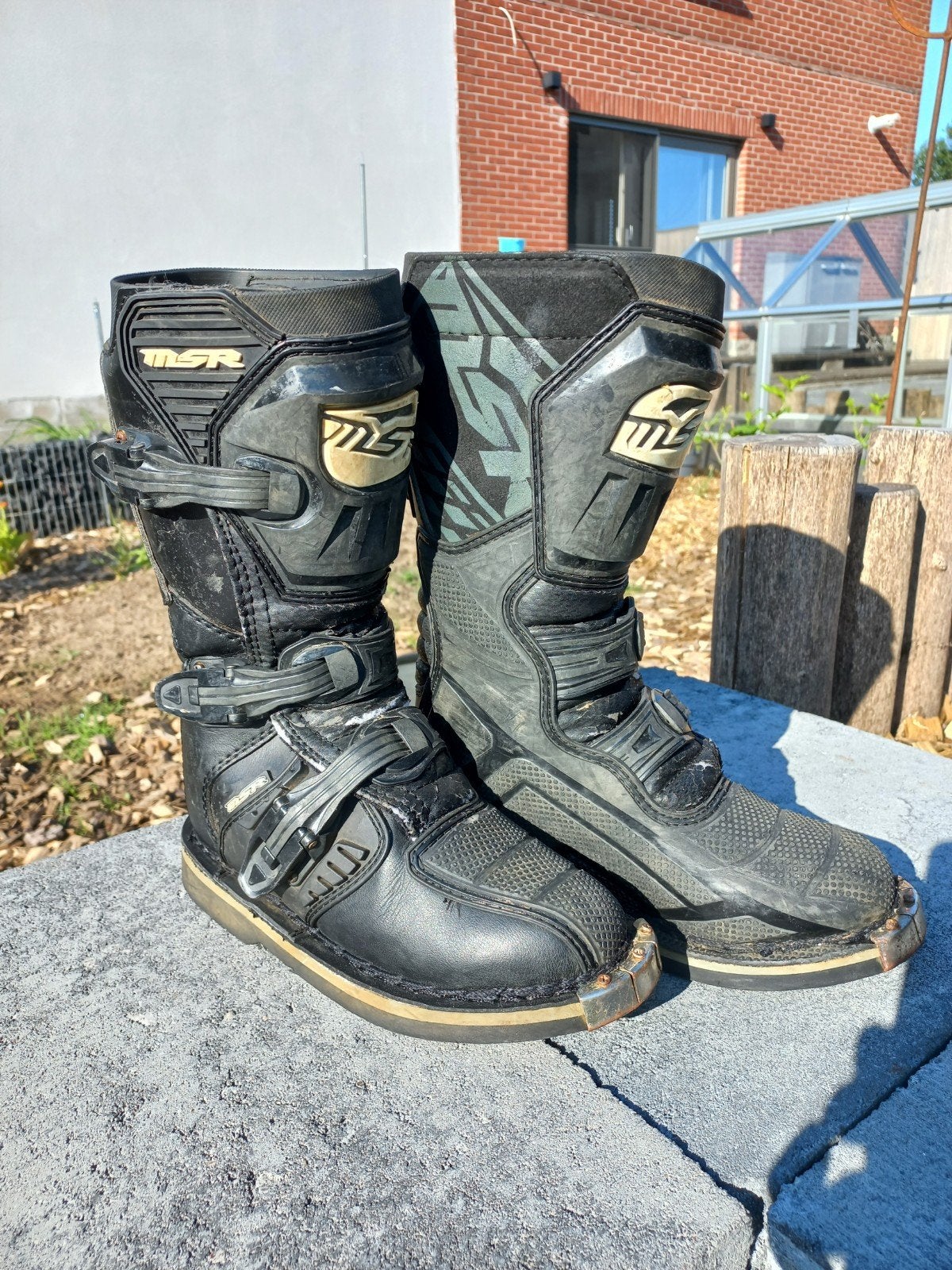 Crossbones MSR taille 36, Enlèvement, Bottes