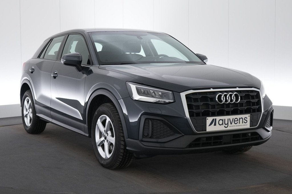 (2AQD739) AUDI Q2, Voorwielaandrijving, Stof, Gebruikt, Bluetooth