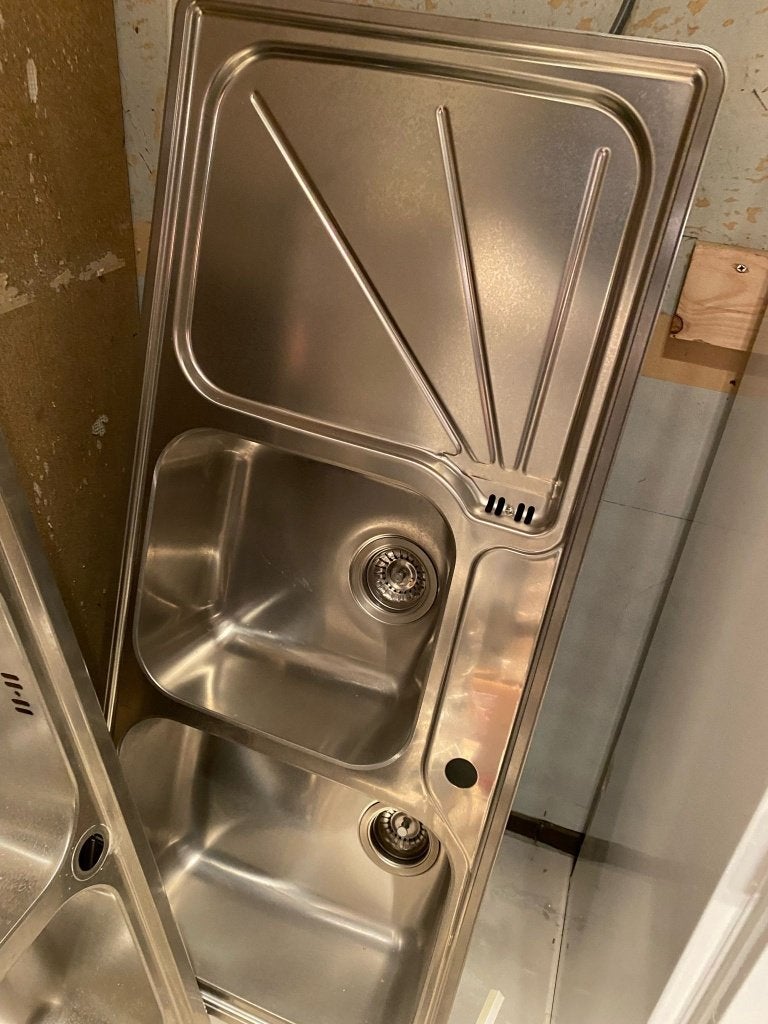 Éviers divers 100 €/pièce, Enlèvement, Neuf, Pierre, Lavabo