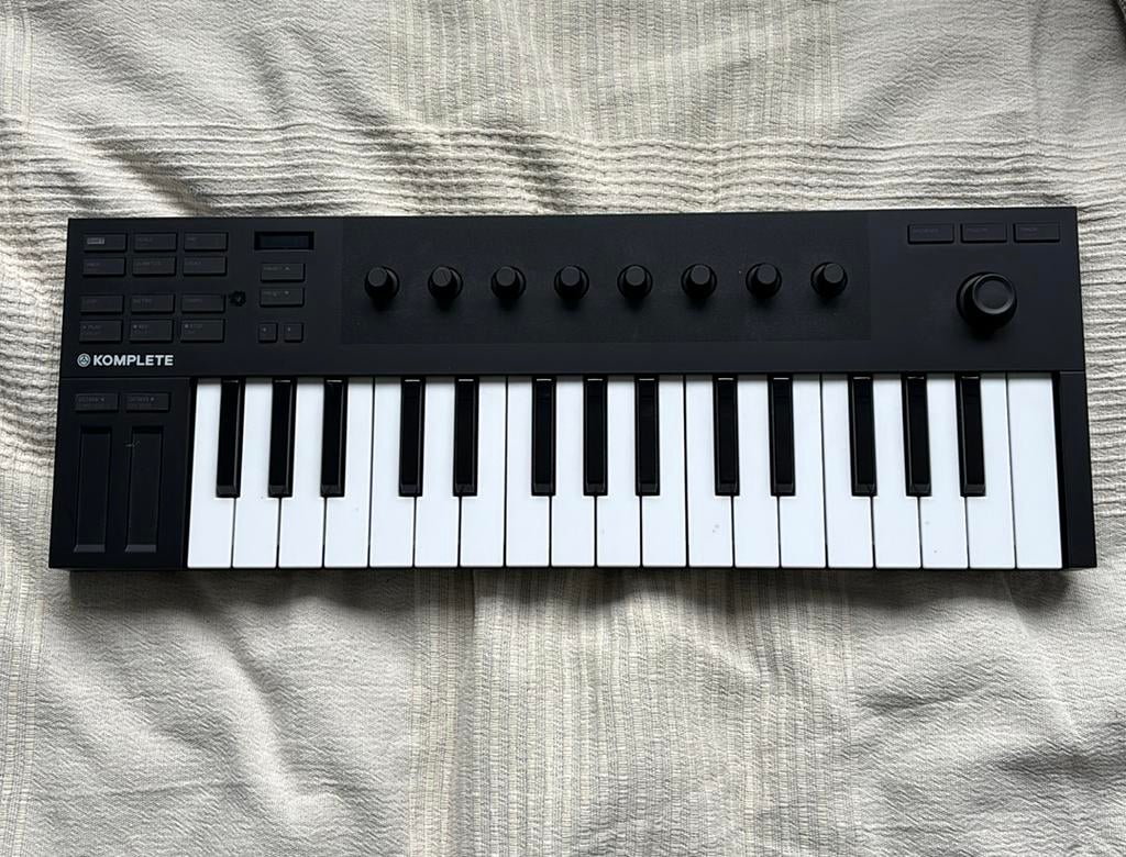Native instruments m32, Enlèvement ou Envoi, Comme neuf