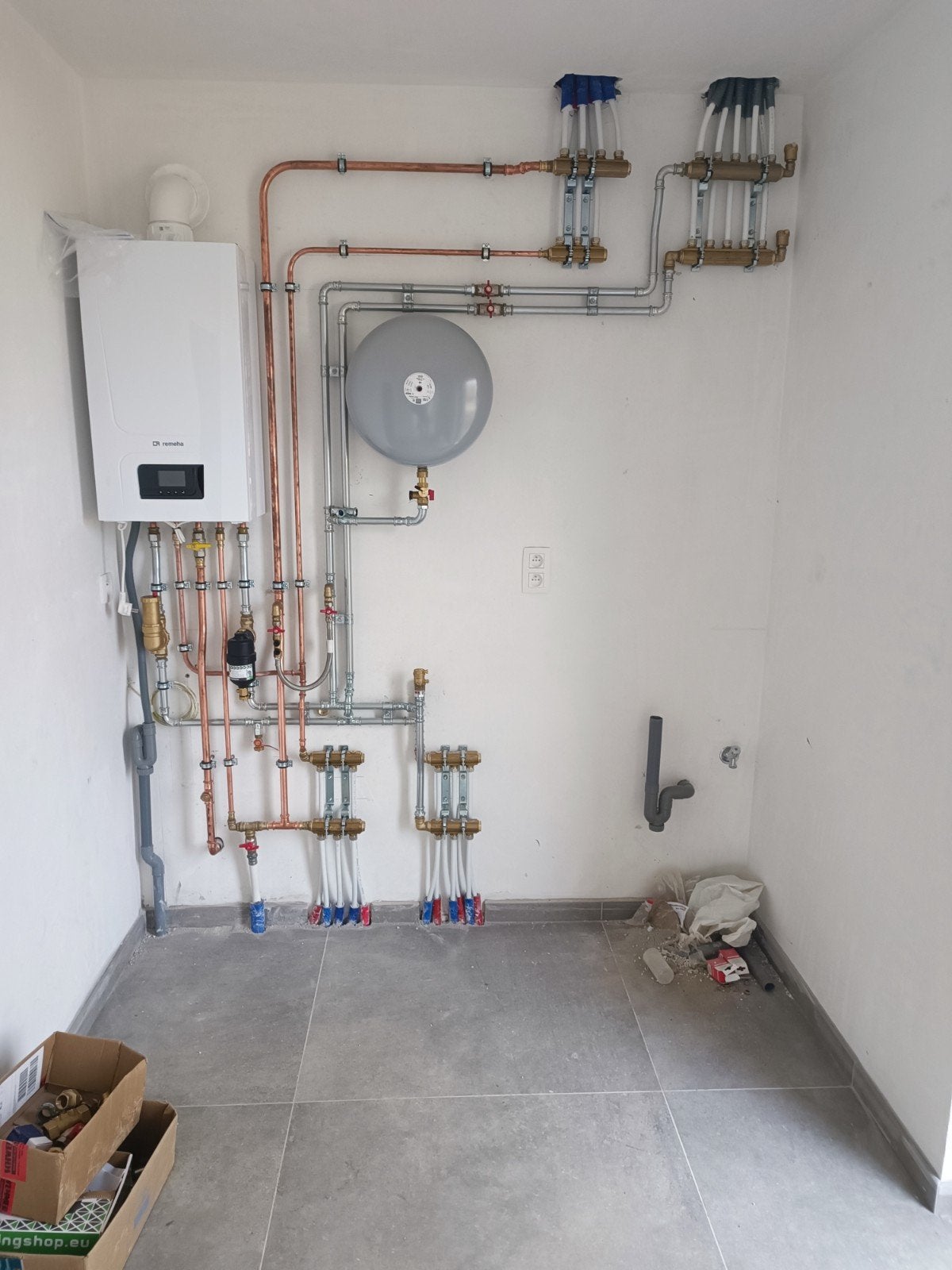 Chauffage, sanitaire, plafonnage, isolation & crépi à, Garantie, Rénovation ou Construction