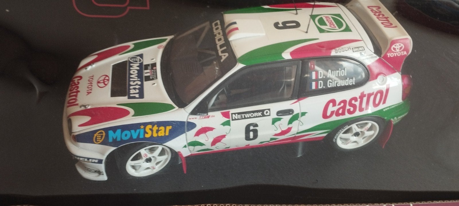 Toyota Corolla wrc autoart, Hobby & Loisirs créatifs, Enlèvement ou Envoi, Comme neuf, Voiture, Autoart