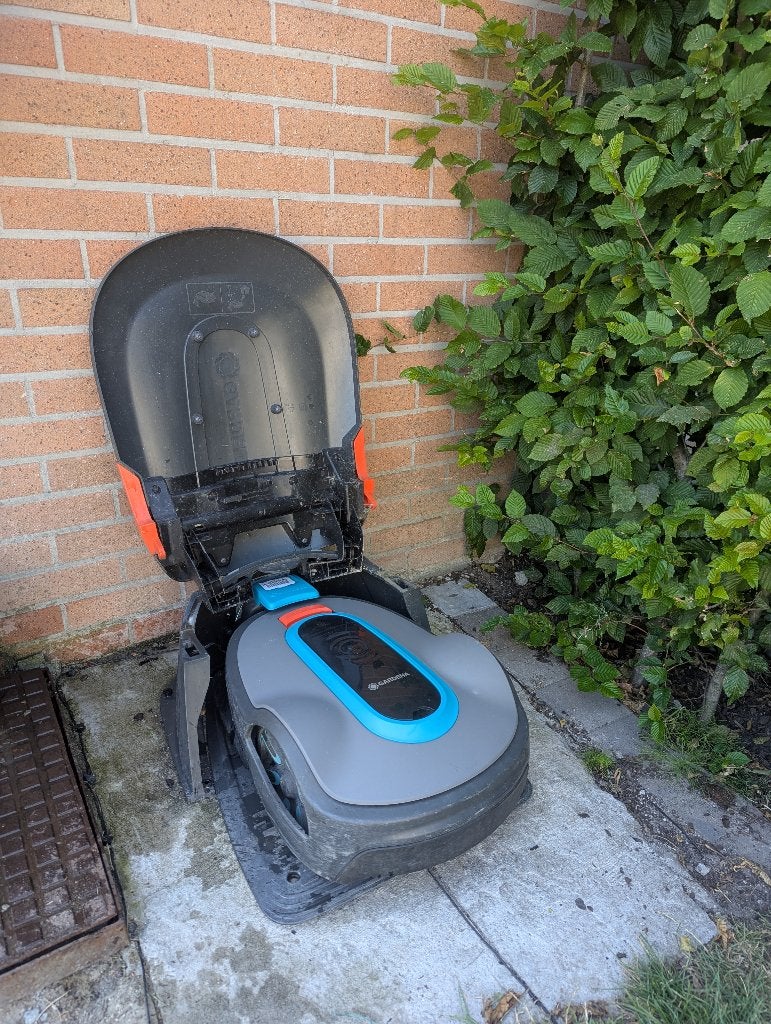 Gardena Sileno Life 750, 20 à 25 cm, Enlèvement, Utilisé, Contrôlable via l'application