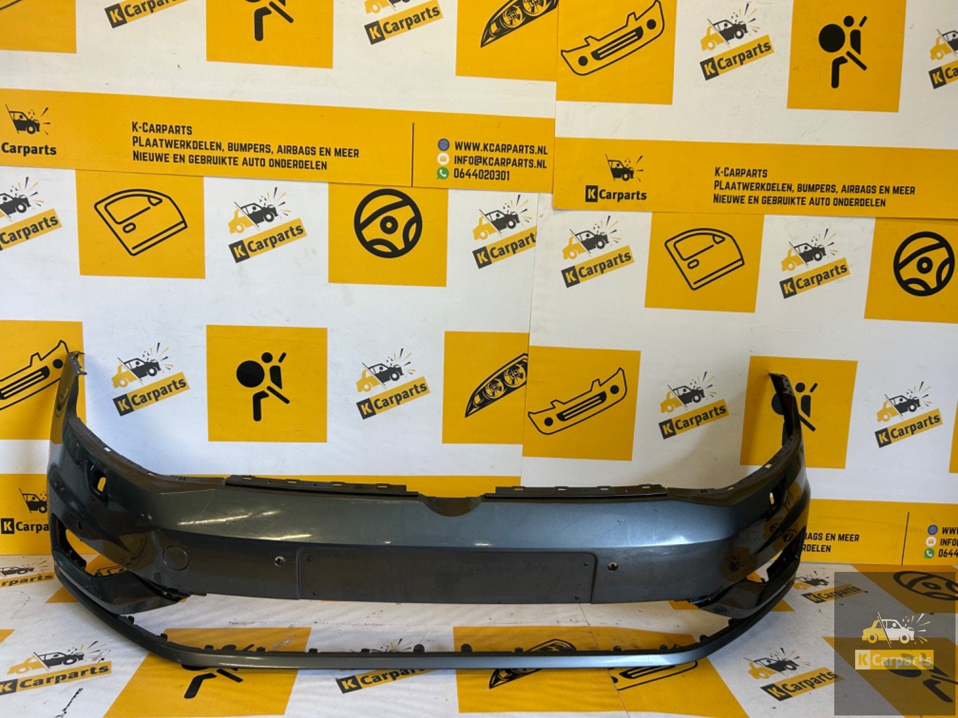Voorbumper Volkswagen Golf 7 Facelift PDC KLS 5G0807221FL, Info@fabrikant.eu, Bumper, Fabrikant BV, Gebruikt
