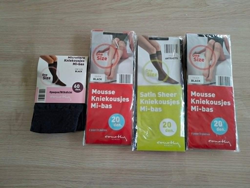 Nieuwe kniekousjes, Kleding | Dames, Sokken en Kousen, Ophalen of Verzenden, Nieuw, Kousenvoetjes en Kniekousjes