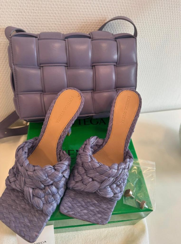 Exclusieve Bottega Veneta set met sandalen (maat 38,5), Ophalen