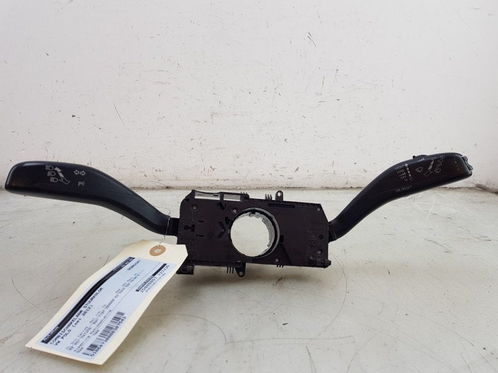 COMBISCHAKELAAR STUUR Polo V (6R) (|6Q0953503EE|), Gebruikt, Volkswagen, Volkswagen AG, Kundenbetreuung@volkswagen.de