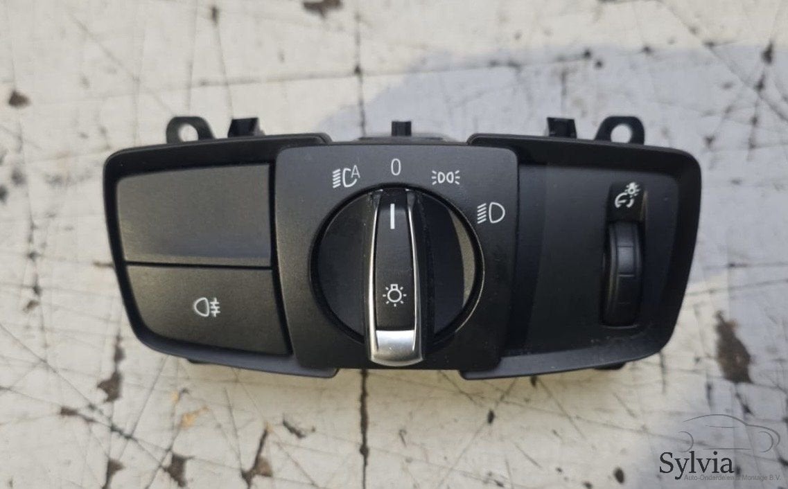 Lichtschakelaar BMW 1 / 3 serie F20 F21 + LCI F30 F31 613193, -, Utilisé, -, -