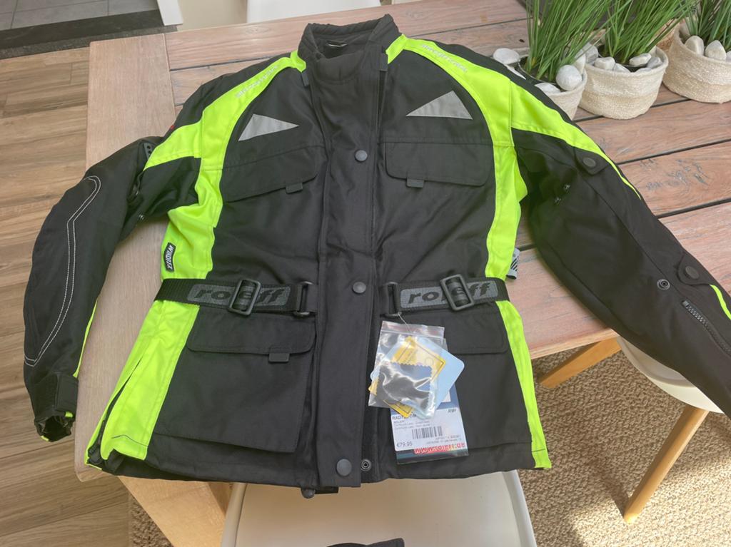 Dames motorpak, Enlèvement, Femmes