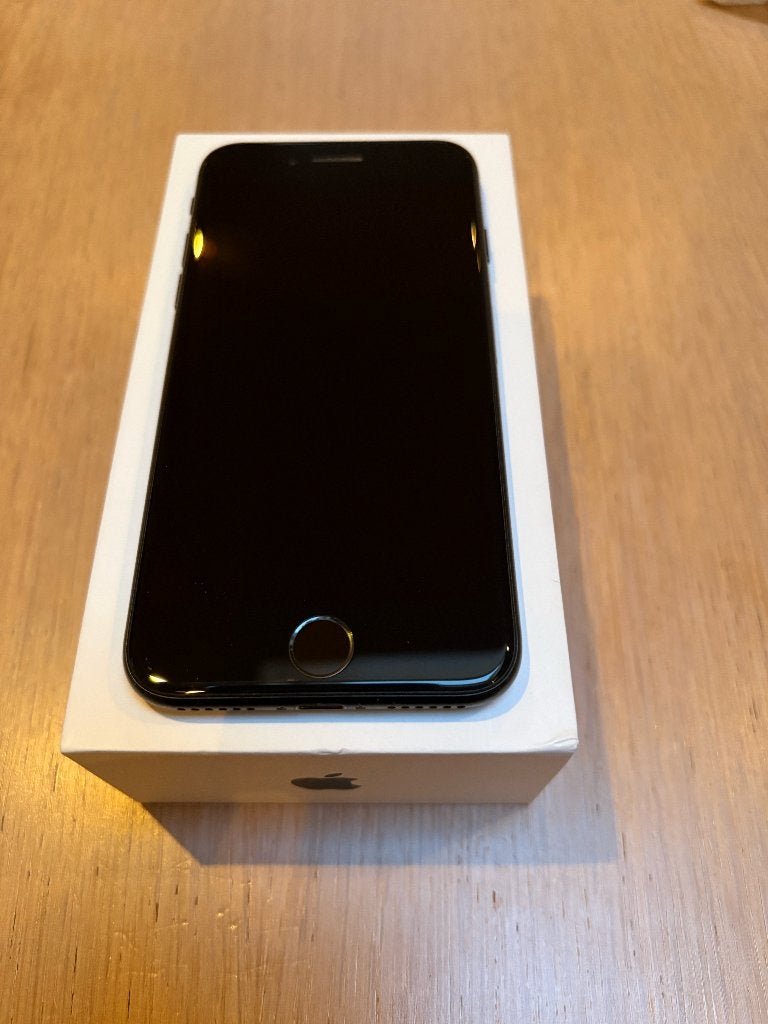 iPhone SE (2020), Telecommunicatie, Mobiele telefoons | Apple iPhone, Ophalen, Gebruikt, Zwart, Zonder simlock
