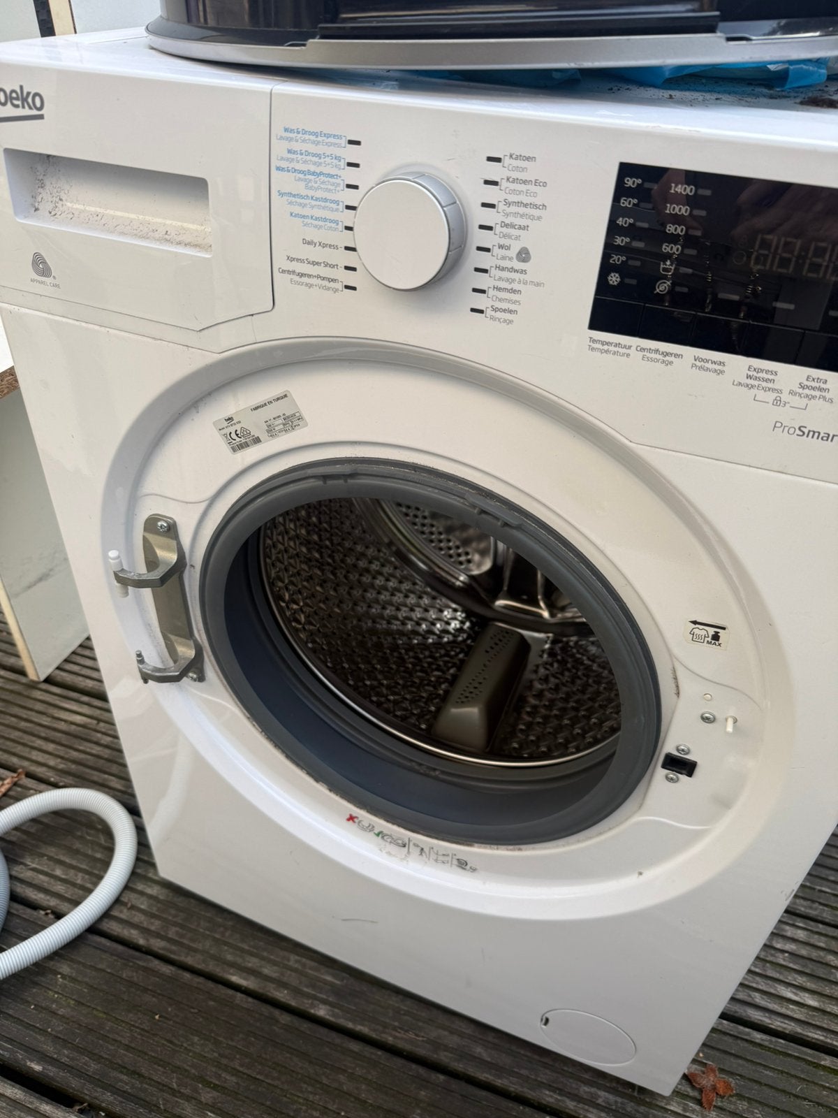Beko wash & dry (2in 1) voor klein bedrag op te halen, Elektronische apparatuur, Ophalen, Zo goed als nieuw