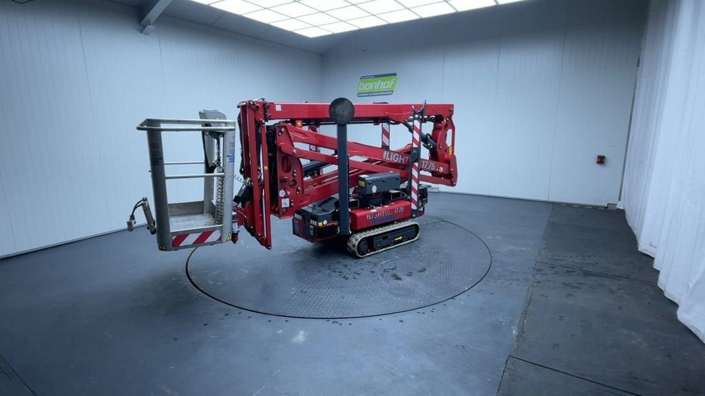 Hinowa LIGHTLIFT 17.75, Articles professionnels