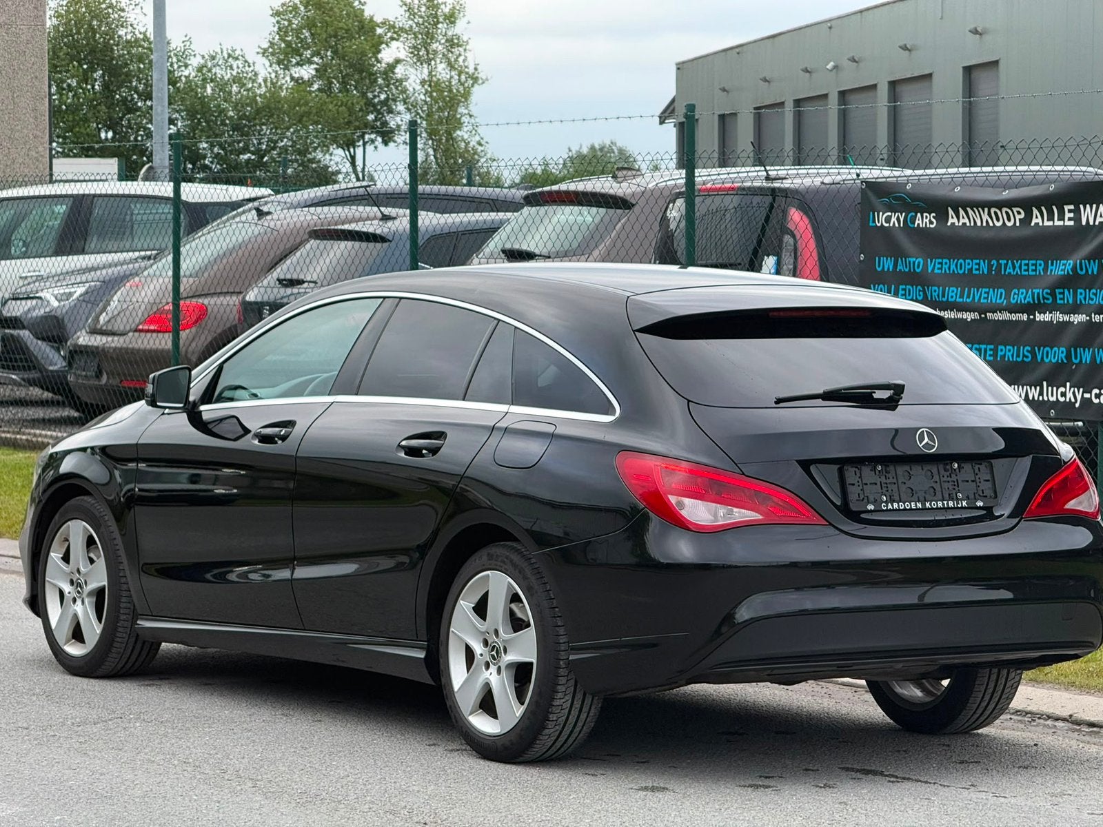 Prachtige mercedes cla 180 diesel euro6b in zeer goedestaat, Auto's, Lane Keeping Assist, Zwart, 4 cilinders, Zwart