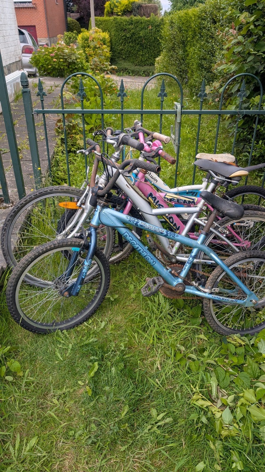 Lot de vélo pour enfant a réparer, Enlèvement