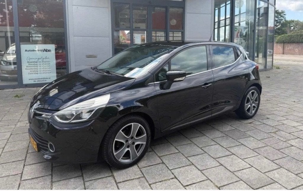 Clio 4 1.5 dci papier hollandais /holland paper, Autos, Achat, Boîte manuelle, Noir, 5 portes